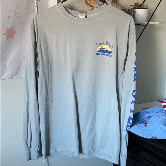 Gildan Tops - Surf style orange beach long sleeve